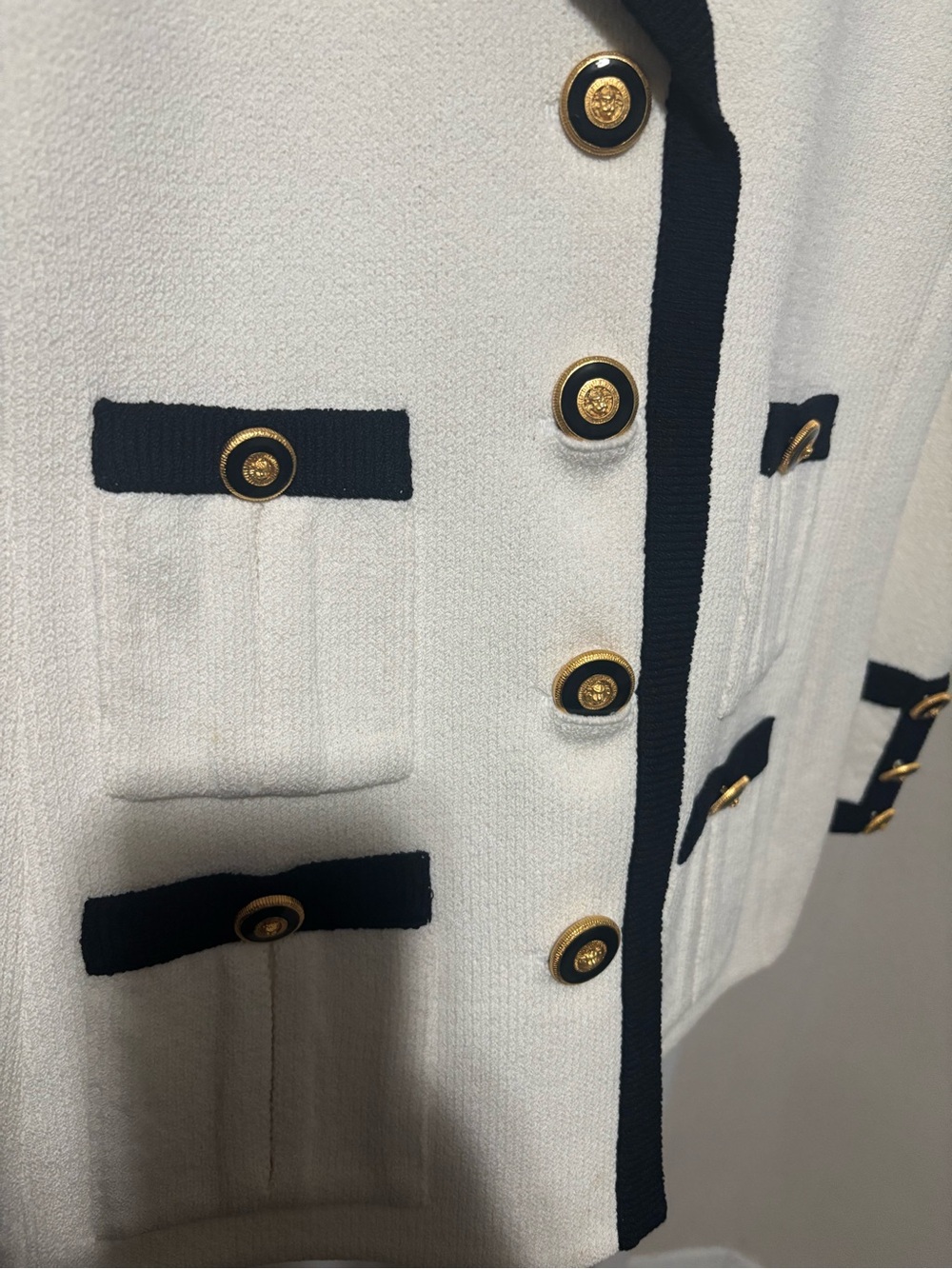 Vintage St John Collection Ivory and Black Santana 90s Knit Blazer Jacket - Picture 13 of 13